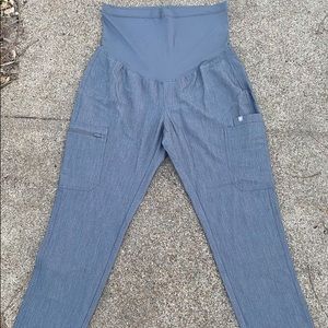 NWOT FIGS Graphite Yola 2.0/Maternity Scrub Pants